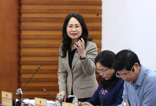 Thứ trưởng Thường trực Bộ VHTTDL Lâm Thị Phương Thanh phát biểu
