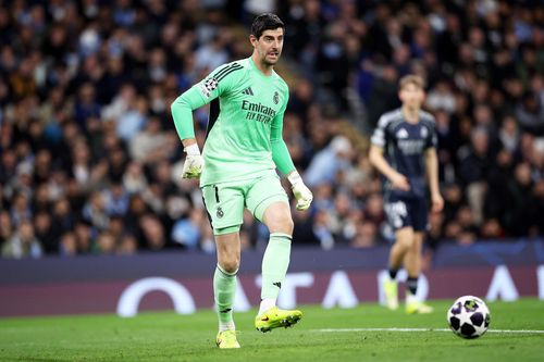 Courtois là thủ môn xuất sắc nhất Champions League tính đến trước tứ kết. Ảnh: EFE