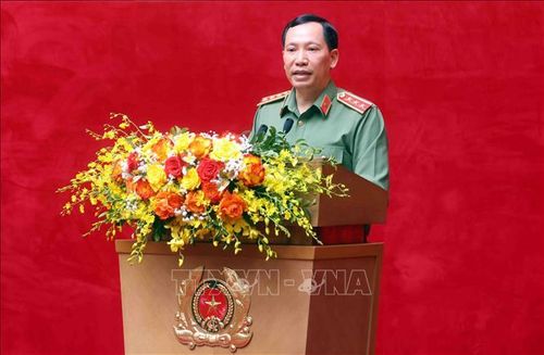 Thượng tướng Lê Văn Tuyến, Ủy viên Trung ương Đảng, Thứ trưởng Bộ Công an phát biểu chỉ đạo. Ảnh: Phạm Kiên/TTXVN