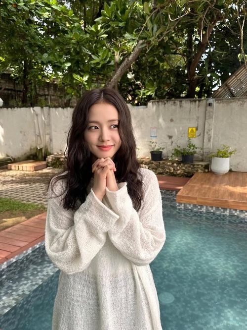 Jisoo được khán giả yêu mến vì sự thân thiện, cởi mởi. Ảnh: IGNV