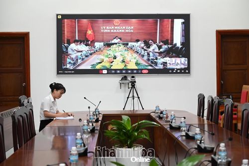 Buổi tiếp công dân được tổ chức trực tiếp kết hợp trực tuyến.