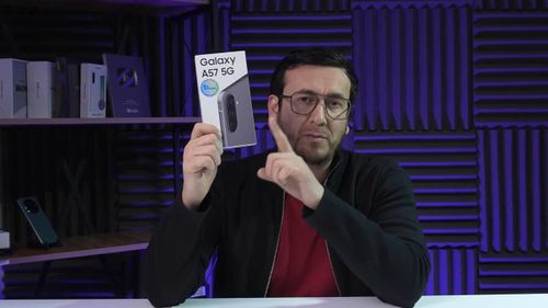 Ảnh chụp màn hình từ video trải nghiệm Galaxy A57 của Maruf Mirzayev trên YouTube