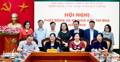 Lãnh đạo các cơ quan, đơn vị trong Khối ký giao ước thi đua năm 2026.