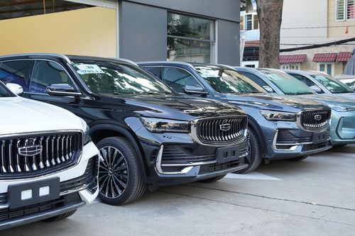 Xe Geely tại một đại lý ở thành phố Hồ Chí Minh. Ảnh: Hoàng Linh