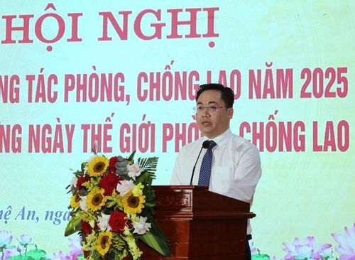 BSCKII Nguyễn Thanh Hải - Giám đốc Bệnh viện Phổi Nghệ An cho biết, bệnh lao vẫn đang là mối đe dọa trực tiếp đến sức khỏe, tính mạng người dân, đồng thời tạo gánh nặng cho xã hội.