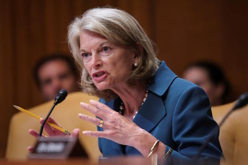 Thượng nghị sĩ Lisa Murkowski. Ảnh: Reuters.