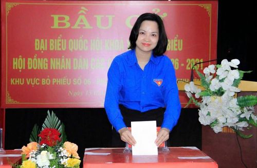  Gần 76,2 triệu cử tri tham gia bỏ phiếu trong ngày bầu cử 15/3. Ảnh: Xuân Tùng 