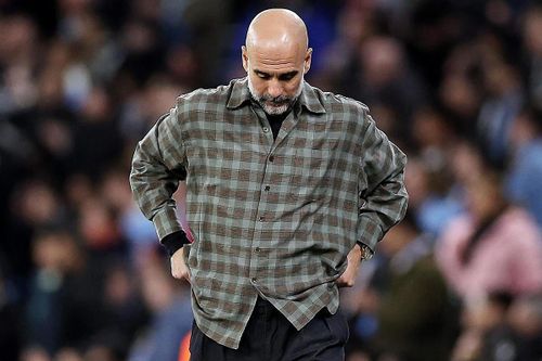 Pep Guardiola chịu nhiều chỉ trích. Ảnh: EFE