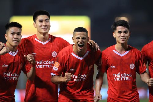 Lucao ghi bàn thắng duy nhất của trận đấu - Ảnh: 3T