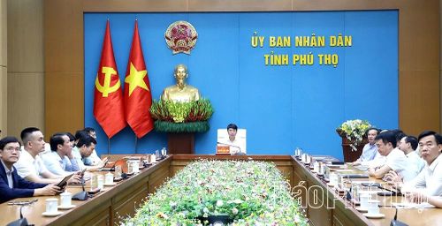Đồng chí Phó Chủ tịch UBND tỉnh Nguyễn Khắc Hiếu chủ trì tại điểm cầu Phú Thọ.
