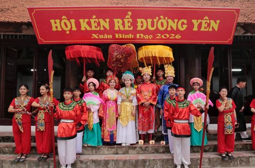 Không chỉ là một trò diễn dân gian, lễ hội kén rể Đường Yên còn là cách người dân gìn giữ ký ức lịch sử, tôn vinh truyền thống và gửi gắm ước vọng về cuộc sống ấm no, hạnh phúc qua từng mùa hội.