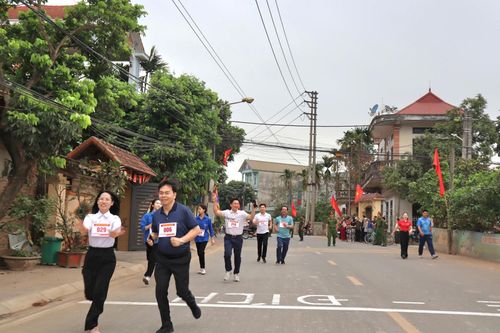Ngày chạy Olympic góp phần lan tỏa mạnh mẽ phong trào rèn luyện thể dục - thể thao để nâng cao sức khỏe và chất lượng cuộc sống. Ảnh: Nguyễn Mai