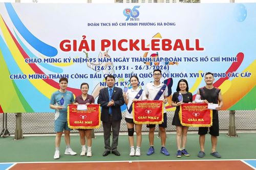 Giải Pickleball chào mừng kỉ niệm 95 năm ngày thành lập Đoàn TNCS Hồ Chí Minh. Ảnh: Đoàn TN
