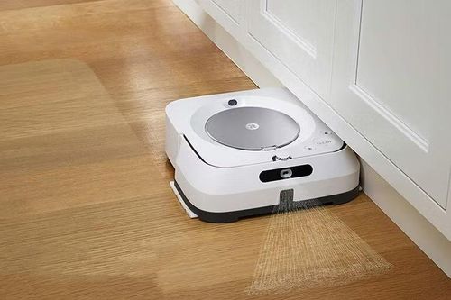 Việc chỉ dùng nước máy càng làm tình trạng nặng hơn, đặc biệt ở khu vực bếp hoặc nhà có thú cưng.