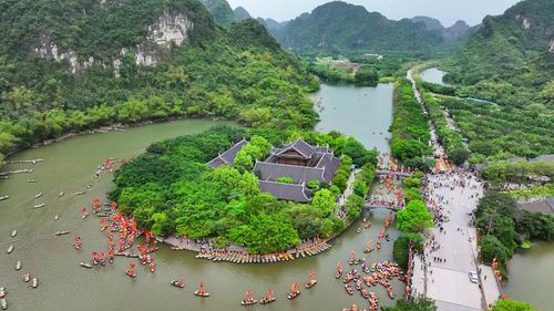 Lễ hội Tràng An.