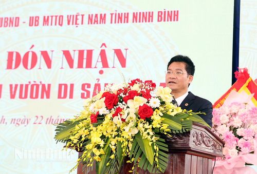 Đồng chí Trần Anh Dũng, Ủy viên Ban Thường vụ Tỉnh ủy, Phó Chủ tịch UBND tỉnh phát biểu tại buổi lễ.
