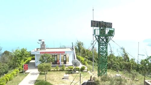 Hệ thống ra đa hiện đại có thể phát hiện nhiều mục tiêu trên biển của Trạm Ra đa 535 - Ảnh: T.Đ