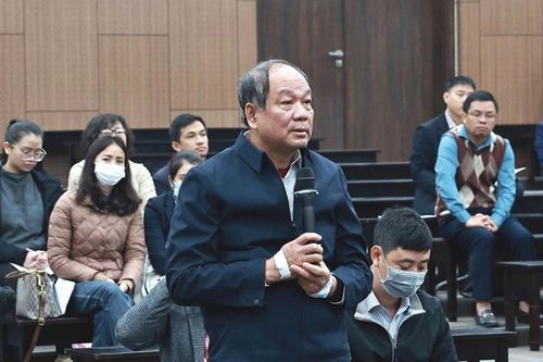Cựu Bộ trưởng Mai Tiến Dũng tại phiên tòa. Ảnh: Mạnh Hùng