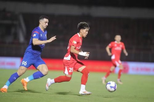 Không quá lời khi Khoa Ngô đang là một hiện tượng tại V-League và giúp giải đấu này càng trở nên hấp dẫn hơn.