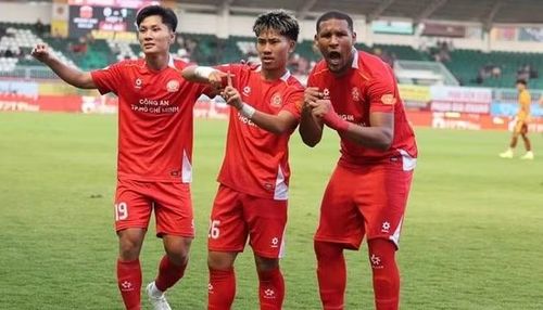 Không chỉ là bàn thắng hay pha xử lý mang tính quyết định, đó còn là tầm ảnh hưởng xuyên suốt trận đấu - thứ khiến Khoa trở thành “người hùng” trong mắt người hâm mộ.