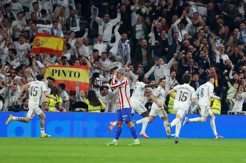 Simeone không đổ lỗi cho trọng tài khi thua derby. Ảnh: Diario AS