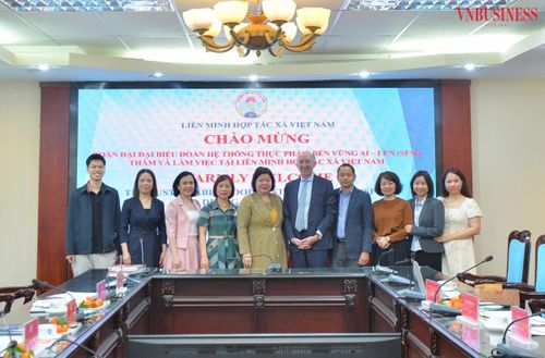 Hai bên thống nhất tiếp tục tăng cường phối hợp, triển khai các chương trình phù hợp xu hướng chuyển đổi xanh - số, thúc đẩy khu vực KTTT phát triển bền vững.