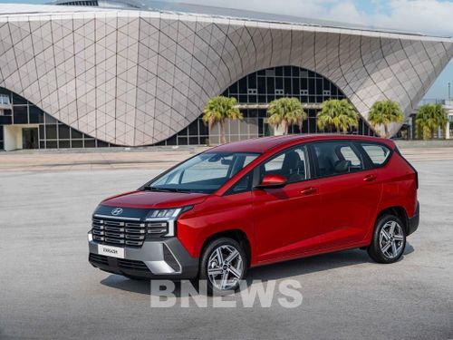 Hyundai Stargazer mới là sự kết hợp hoàn hảo giữa phong cách SUV mạnh mẽ và sự thoải mái của xe MPV