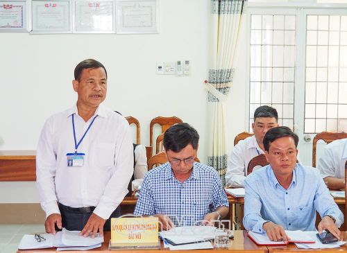 Phó Giám đốc phụ trách BQL rừng phòng hộ Đất Mũi Triệu Thanh Liêm thông tin nhanh kết quả công tác quý I.