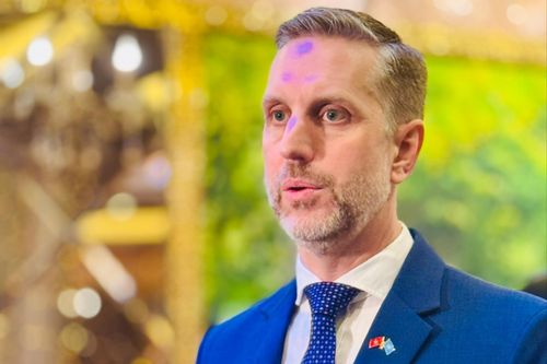 Ông Matt Jackson, Trưởng đại diện UNFPA tại Việt Nam trao đổi tại sự kiện. Ảnh: Mai Hoa