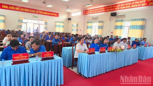 Quang cảnh họp mặt.