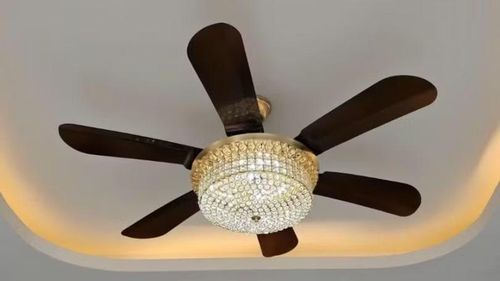 Một số dòng quạt trần có tích hợp đèn LED trang trí phòng khách