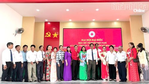 Ban Chấp hành Hội Chữ thập đỏ xã Diên Thọ lần thứ I, nhiệm kỳ 2026 - 2031 ra mắt đại hội.