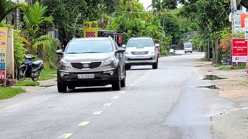 Tuyến là trục Đông - Tây, kết nối nhiều xã phía Tây của tỉnh với trung tâm tỉnh lỵ và công nghiệp ở phía Đông. Đồng thời là cửa ngõ lên xuống cao tốc Bắc - Nam của khu vực phía Bắc đô thị Quảng Ngãi nên có lưu lượng lớn, hay xảy ra tai nạn và thường xuyên ùn ứ vào giờ cao điểm.