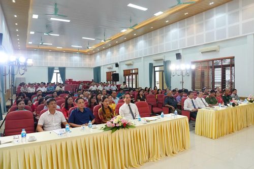 Các đại biểu tham dự hội nghị. Ảnh: NS