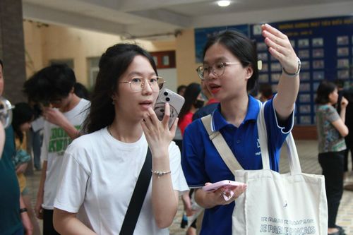Học sinh thi lớp 10 THCS&amp;THPT Nguyễn Tất Thành năm học trước. Ảnh: ND