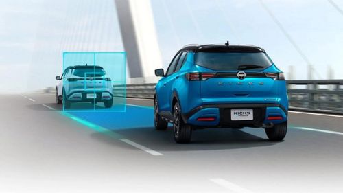 Nissan Kicks e-Power 2026 được trang bị tính năng cảnh báo va chạm phía trước, hệ thống phanh khẩn cấp tự động, cảnh báo người lái mất tập trung, cảnh báo phương tiện cắt ngang phía sau, cảnh báo lệch làn , hỗ trợ giữ làn và đèn pha tự động. Gói công nghệ Nissan ProPILOT gồm các tính năng trợ lái nâng cao ADAS cũng được trang bị.