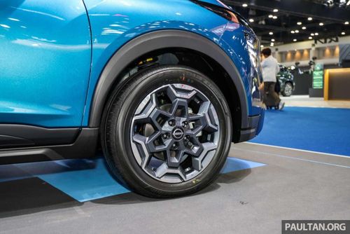 Nissan Kicks e-Power 2026 trang bị bộ mâm hợp kim kích thước 17 inch, kèm bộ lốp Bridgestone Ecopia EP150 thông số 205/55R17.