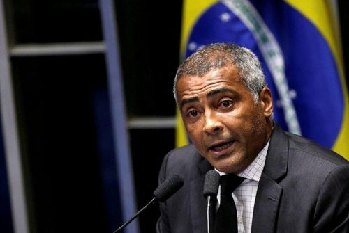 Romario vẫn giữ tư duy bóng đá 30 năm trước