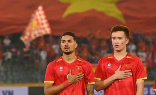 Hoàng Hên trong ngày ra mắt tuyển Việt Nam. Ảnh: Việt Linh.