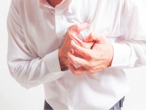 Ngưng thở khi ngủ dễ gây biến chứng tim mạch - Ảnh BVCC