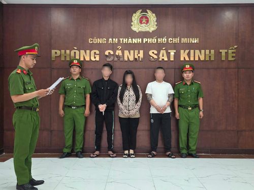 Các đối tượng tại Cơ quan điều tra.