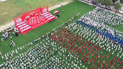 Hàng nghìn đoàn viên Thanh niên tham dự Lễ phát động Ngày chạy Olympic - Vì sức khỏe toàn dân - Vì an ninh Tổ quốc và Giải việt dã Báo và Phát thanh,Truyền hình Thanh Hóa lần thứ XXX, năm 2026.