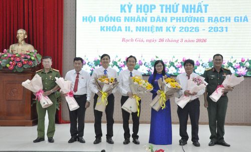 Ra mắt các chức danh chủ chốt UBND phường Rạch Giá, nhiệm kỳ 2026 - 2031.