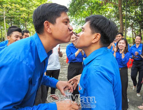 Trò chơi dân gian tạo sinh khí vui tươi gắn kết trong đoàn viên, thanh niên Phường Lý Văn Lâm, hoạt động tổ chức trong khuôn khổ Tháng Thanh niên 2026.