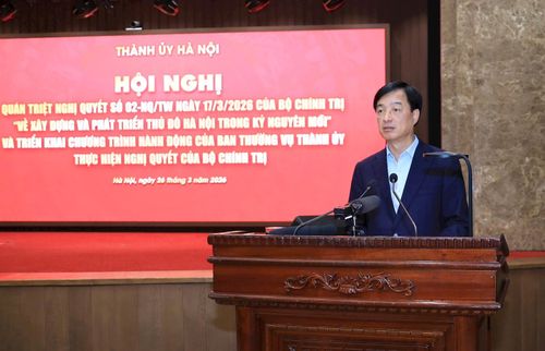 Bí thư Thành ủy Hà Nội Nguyễn Duy Ngọc phát biểu kết luận hội nghị. Ảnh: Quang Thái