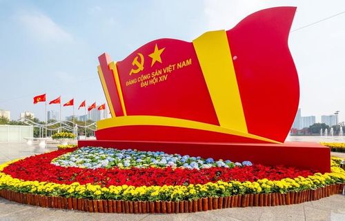 Nền chính trị- tư tưởng, nền thể chế và nền quản trị không đứng ngoài tăng trưởng, mà chính là điều kiện để tăng trưởng diễn ra một cách bền vững và có chất lượng
