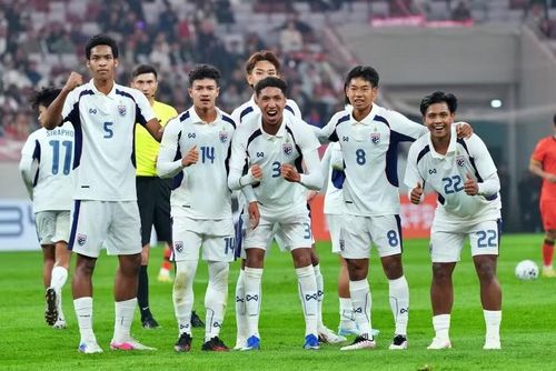 Ở trận tái đấu này, cả hai đội đều sử dụng nhiều nhân tố mới so với trận chung kết SEA Games 33 cách đây nửa năm.