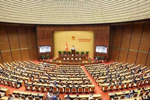 Toàn cảnh Quốc hội tại kỳ họp thứ 10 Quốc hội khóa XV. Ảnh: VGP.