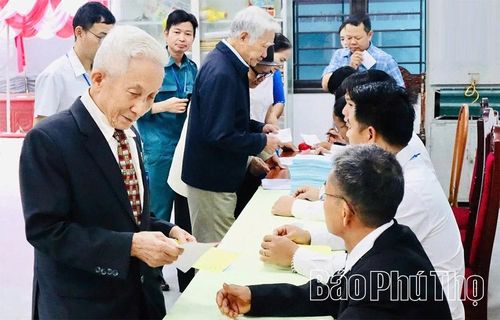Cuộc bầu cử đại biểu Quốc hội khóa XVI và đại biểu HĐND các cấp nhiệm kỳ 2026-2031 trên địa bàn xã Hội Thịnh diễn ra dân chủ, đúng pháp luật.