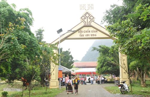 Điểm đến văn hóa tâm linh trong hành trình khám phá vùng cao Thanh Quân.